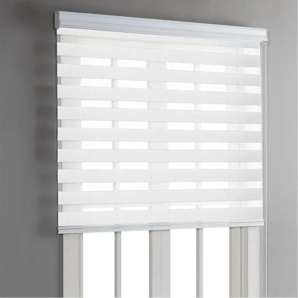 Beneficios de las cortinas roller dúo blancas