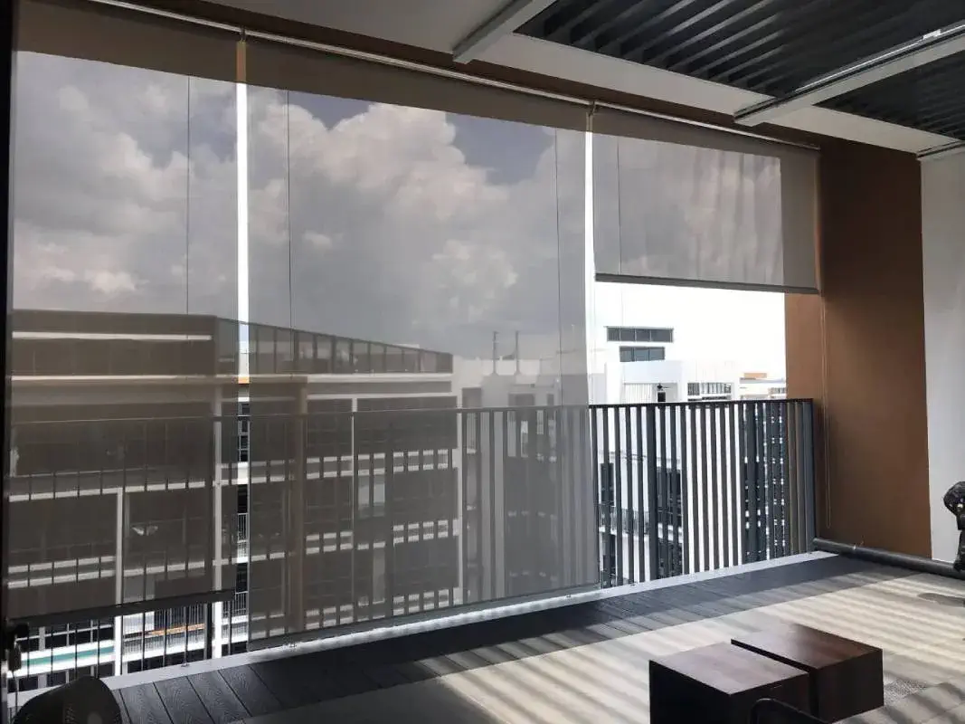 Tipos de cortinas roller para terrazas y cuál elegir