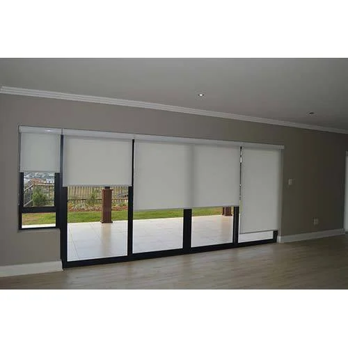 Factores que Influyen en la Durabilidad de las Cortinas Roller